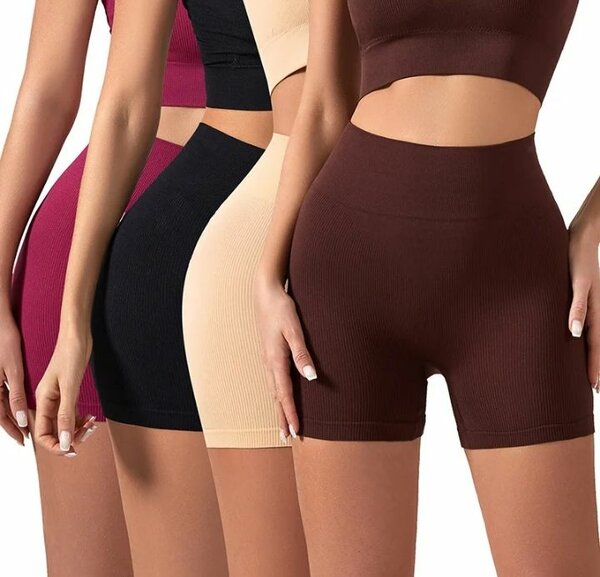 Shorts moulants femme