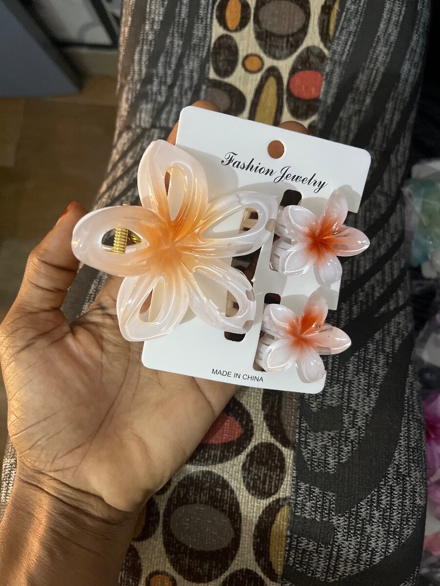 Pinces à cheveux papillon élégantes