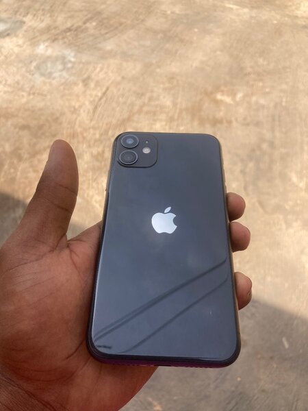 iPhone 11
