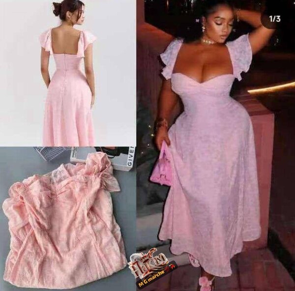 Robe élégante en dentelle rose