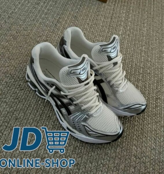 Baskets O asics authentique