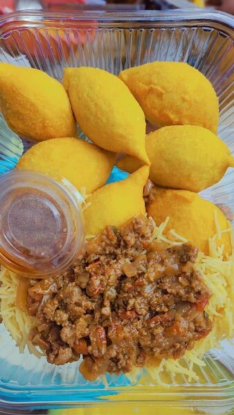 Beignets jaunes vermicelles