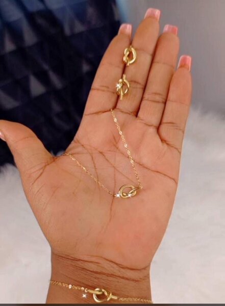 Elegant Gold Bracelet Set