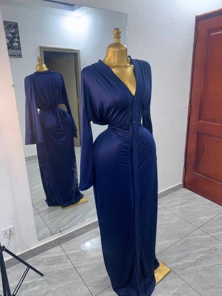 Robe élégante à manches longues