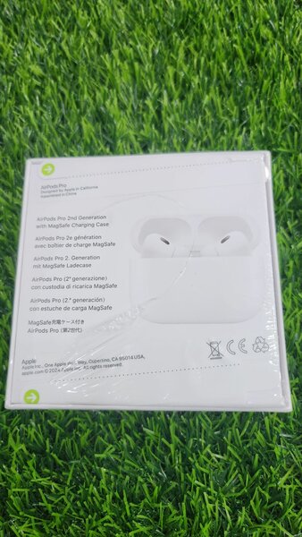 Airpods Pro 2nd Generation with MagSafe c