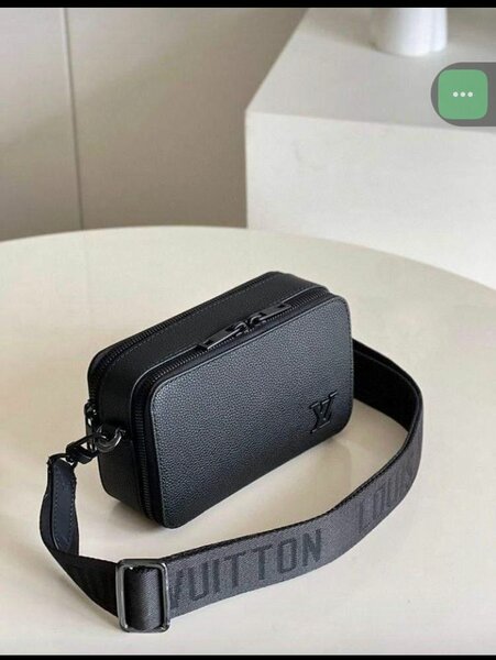 Sacoche en cuir moderne