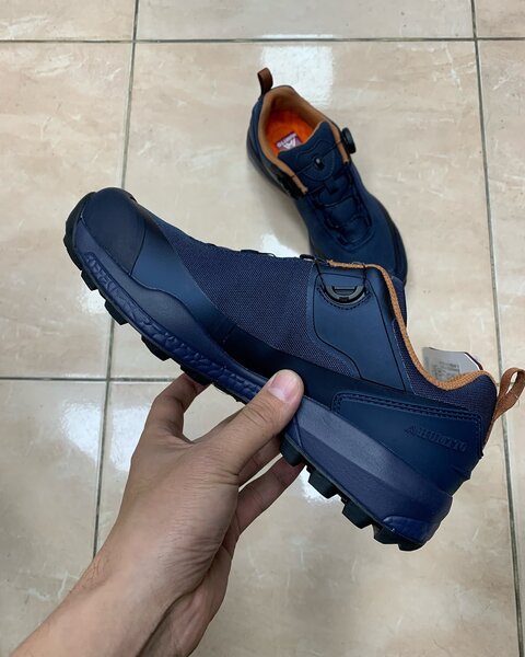 Термо кроссовки размер 40-44