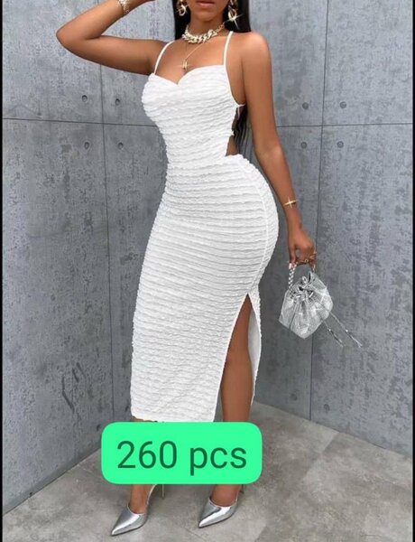 Robe blanche moulante élégante