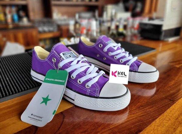 Chaussures violettes tendance