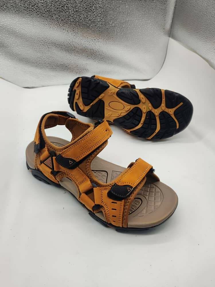 Sandales de randonnée résistantes