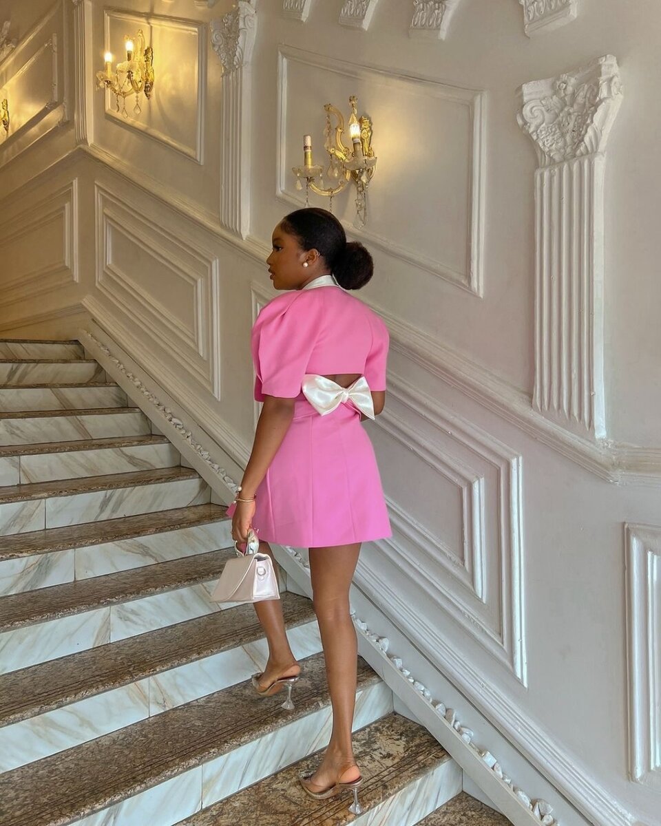 Robe blazer rose avec nœud