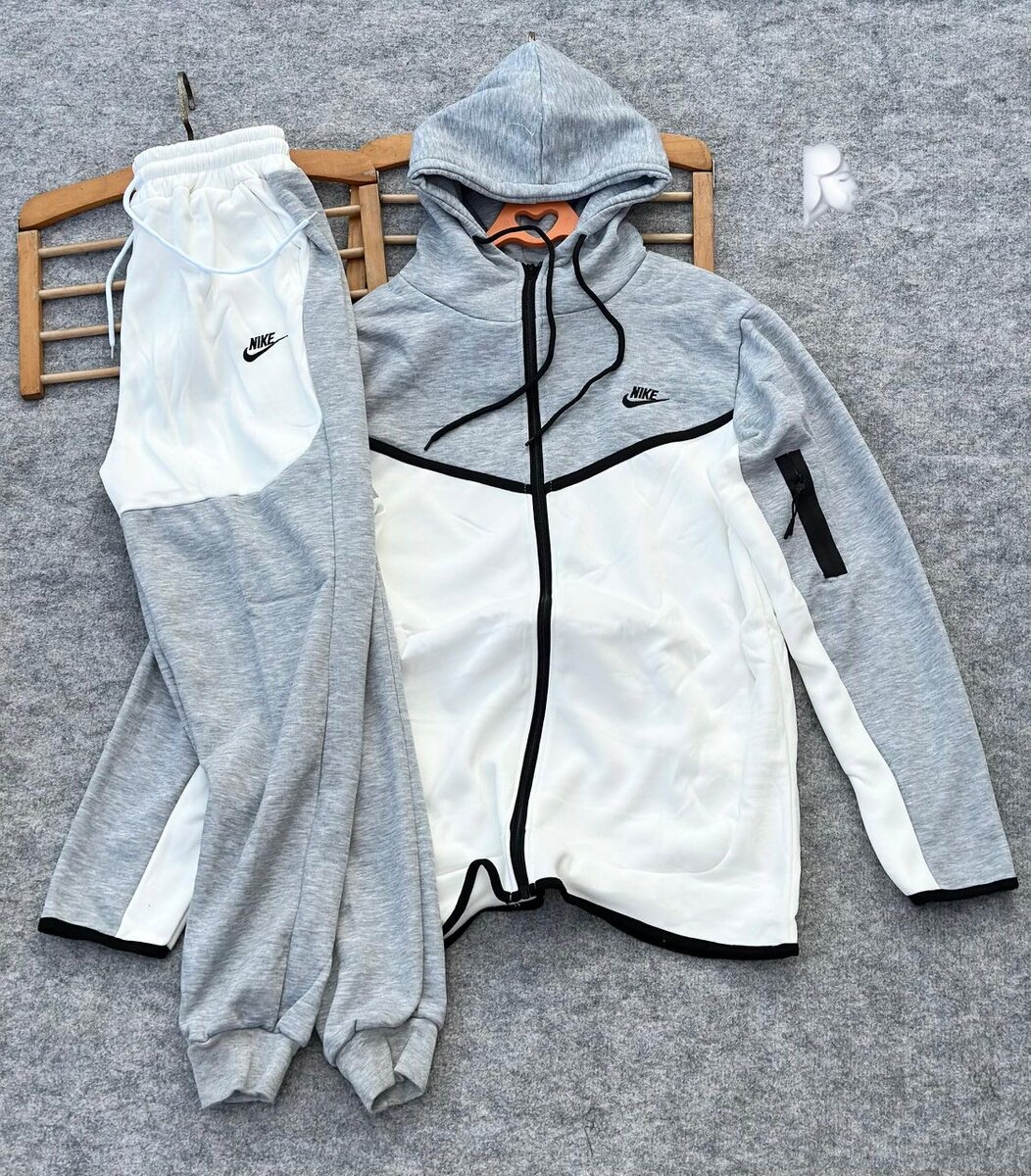 Ensemble de Survêtements Nike