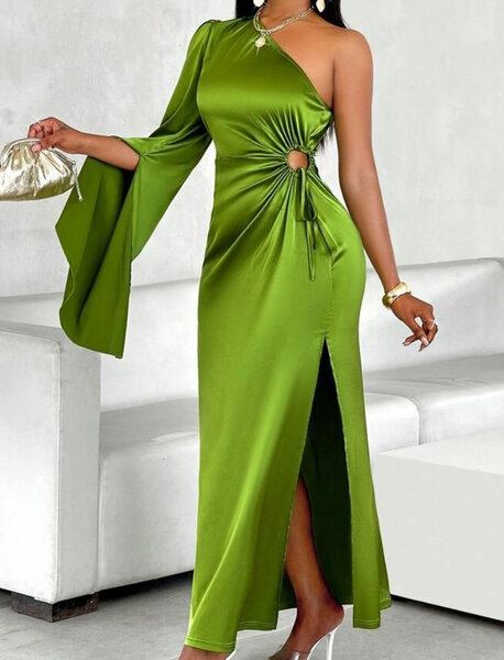 Robe satinée asymétrique verte