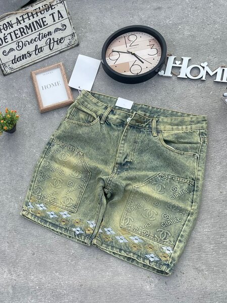 Short en jean délavé tendance
