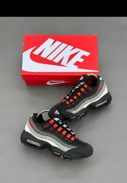 Sneakers modernes pour homme