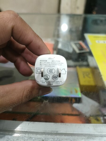 I phone 13.14.15 c.to iphone 20 watt adopter