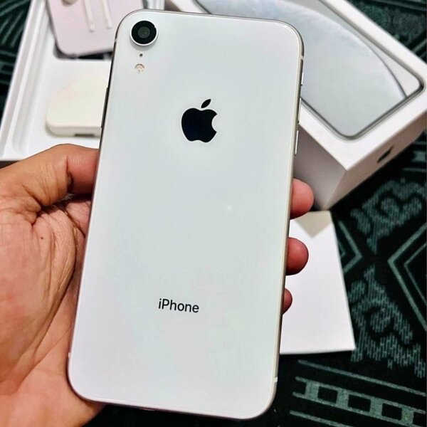 iPhone XR 128GB