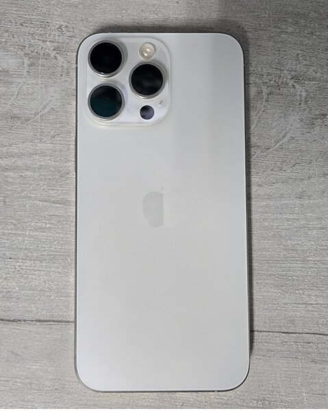 15 pro max 256gig eSim unlock