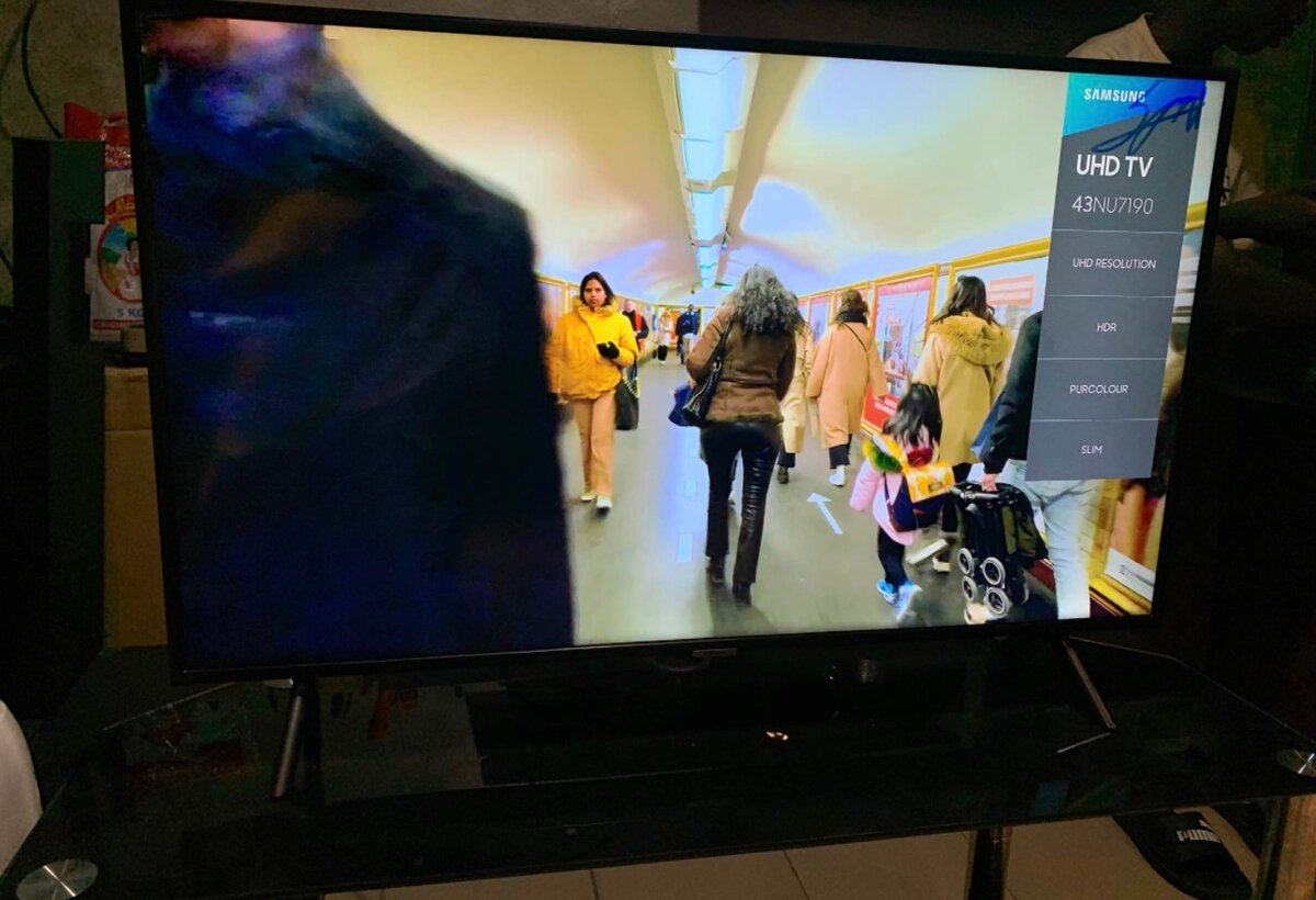 Samsung UHD TV 43'' - Téléviseur intelligent