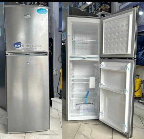 Réfrigérateur compact argent