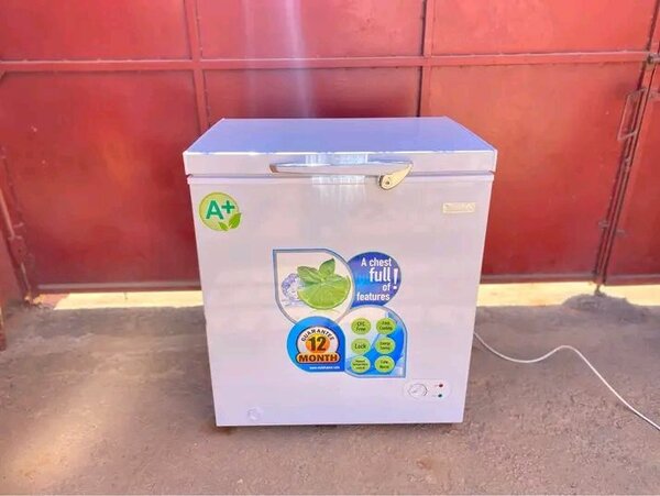 Congélateur Coffre 12KG - A+ Économique