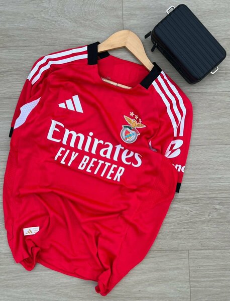 Maillots de Football Clubs