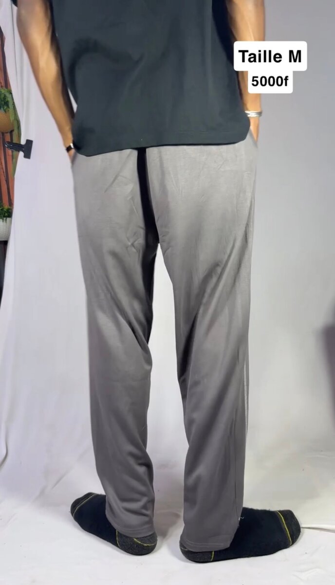 Pantalon gris décontracté pour