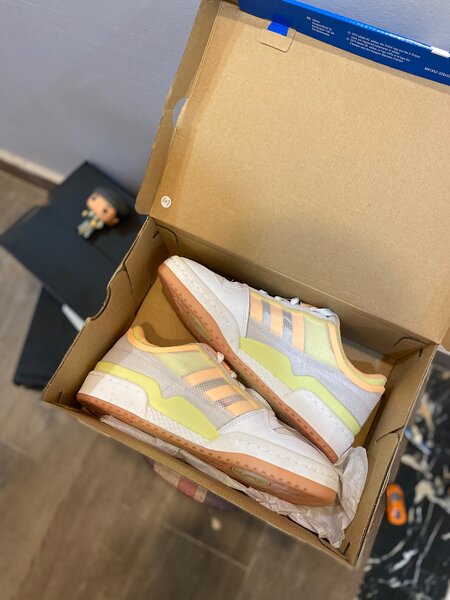 Adidas forum low ~ aciora ( authentic )