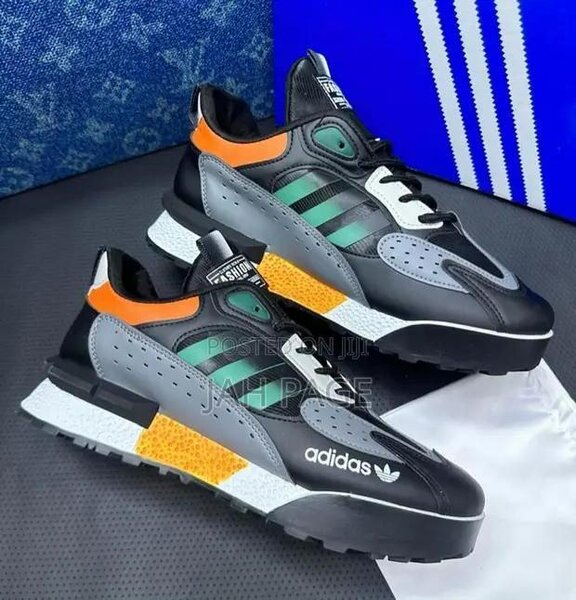 Chaussures Adidas originales pour homme