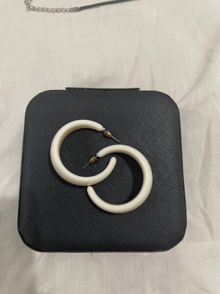 Boucles d'oreilles créoles élégantes