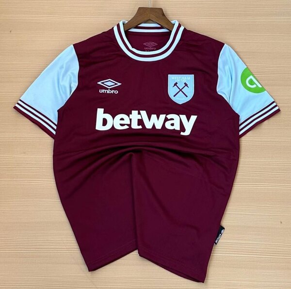 Bhills jersey and Birkenstock and many more