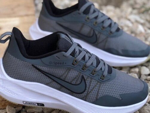 Runner Nike sneakers