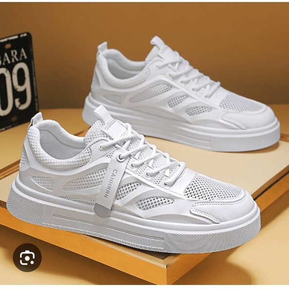 Baskets blanches élégantes