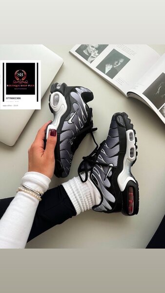 basket nike TN authentique dans carton