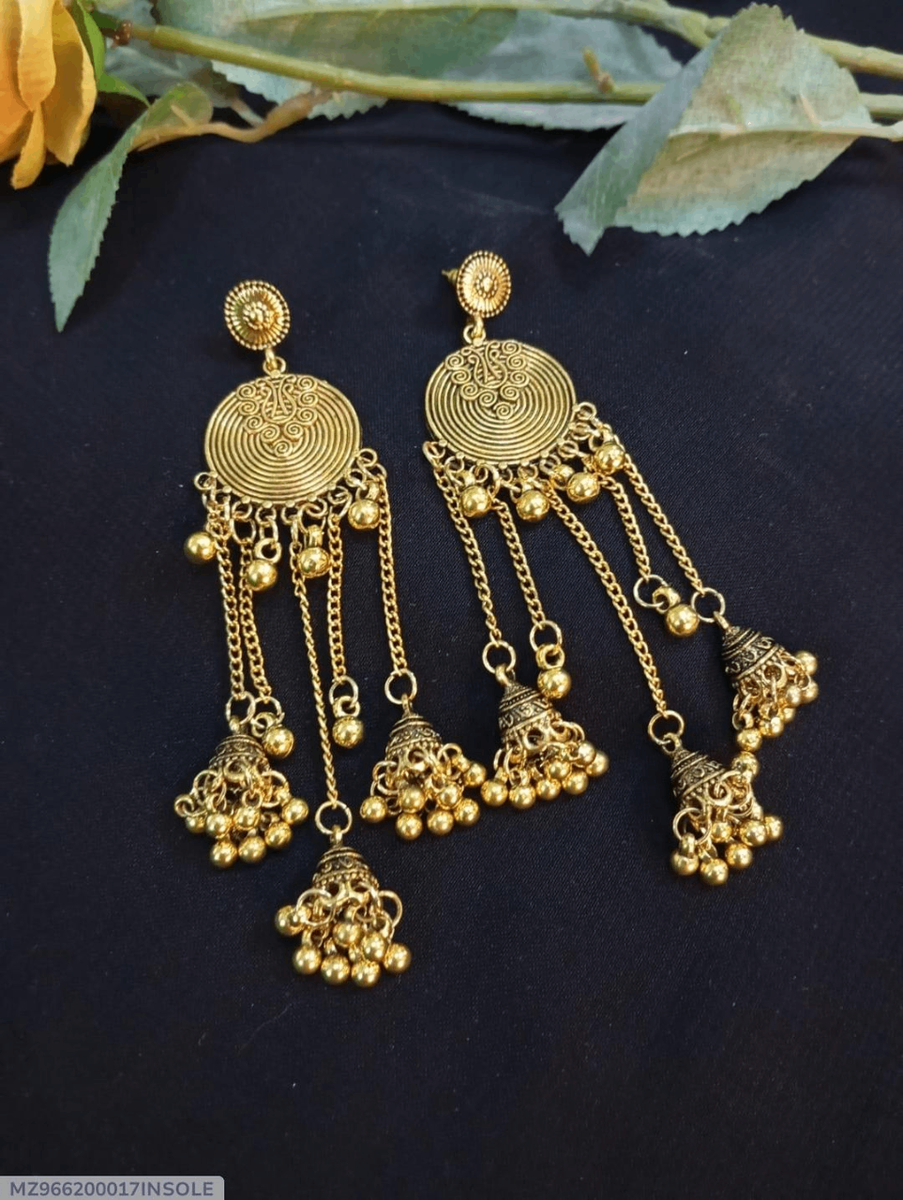 Elegant earrings