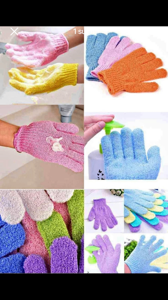 Gant de gommage pour le corps