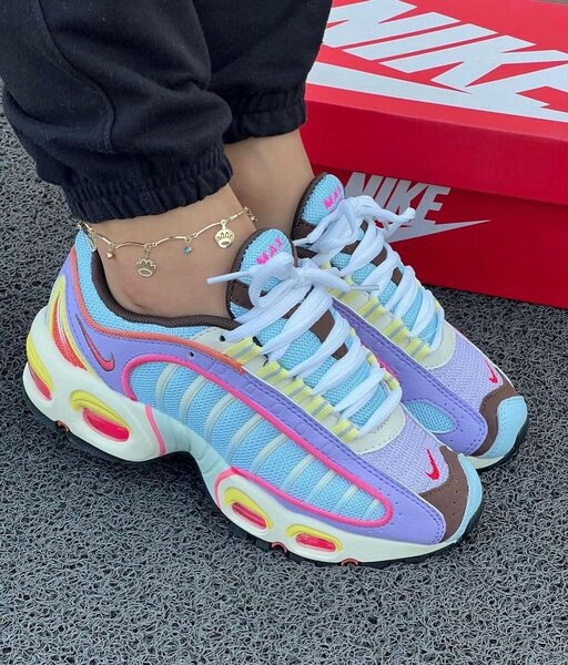 Nike air max plus