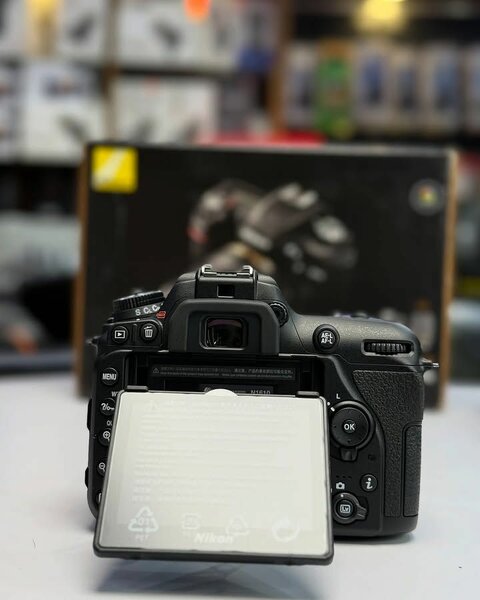 NIKON D7500 DSLR Camera