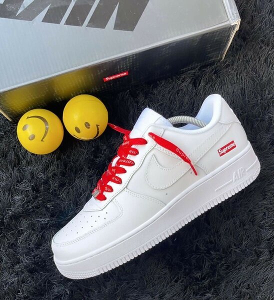 Nike Airforce 1 supreme