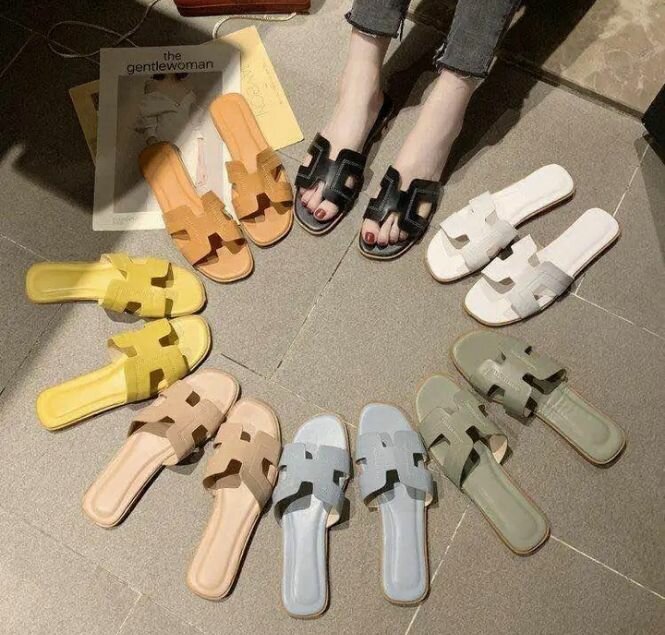 Sandales plates élégantes