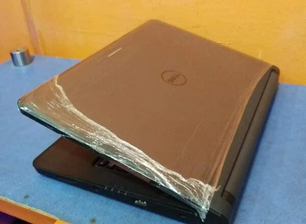 Dell Inc. Latitude 3350