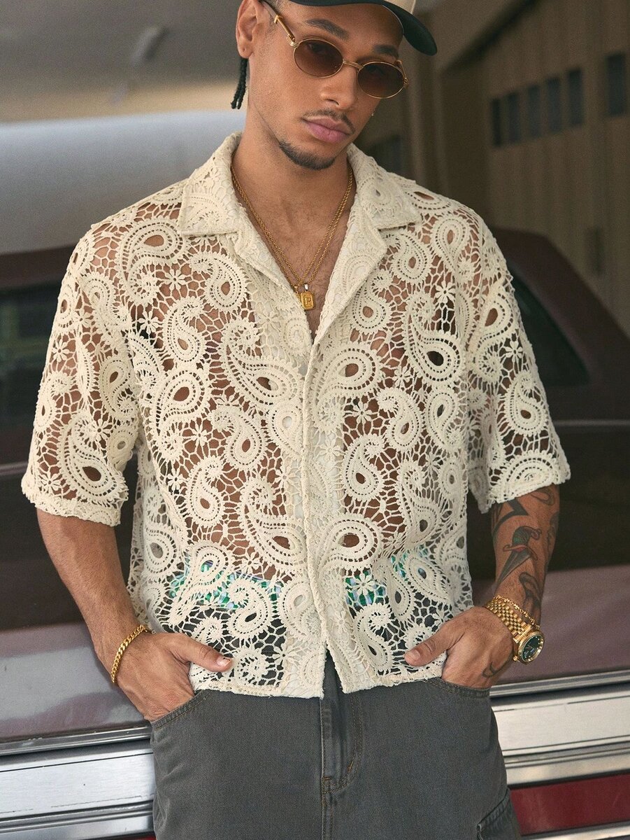 Chemise en dentelle ajourée