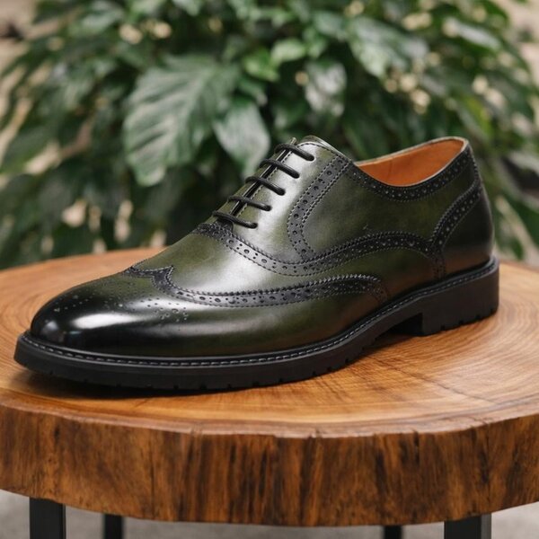 Chaussure homme luxe en cuir vert