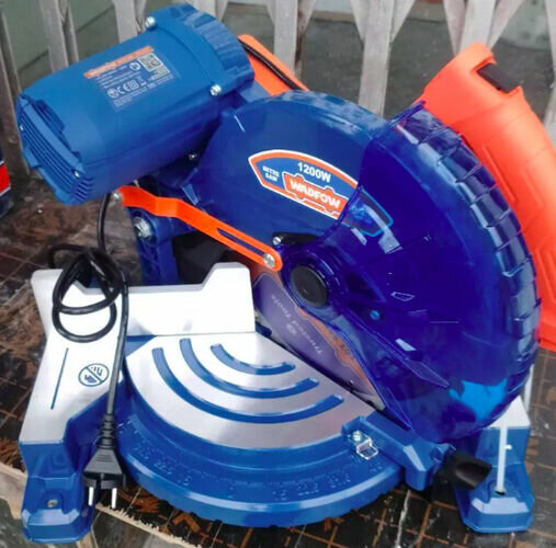 Scie à onglets 1200W Wadfow