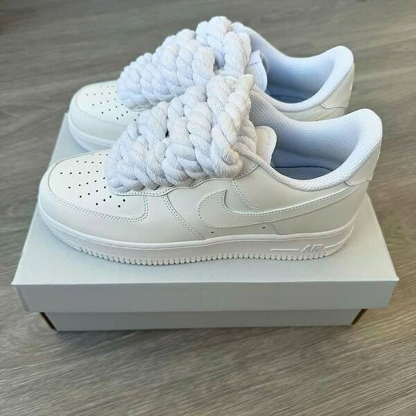 Air force gros lacets blanc
