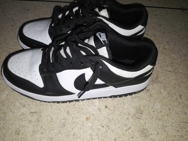 Chaussures Nike Dunk Low