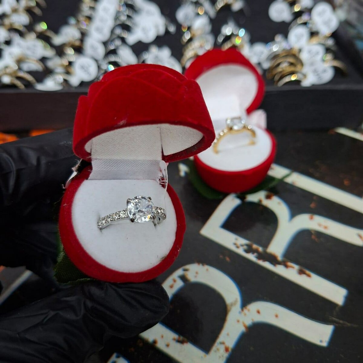 Bague de fiançailles élégante