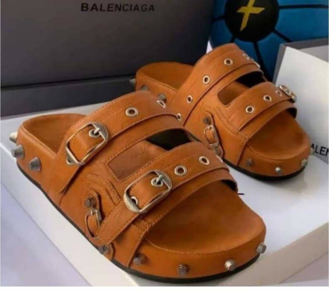 Balenciaga slippers