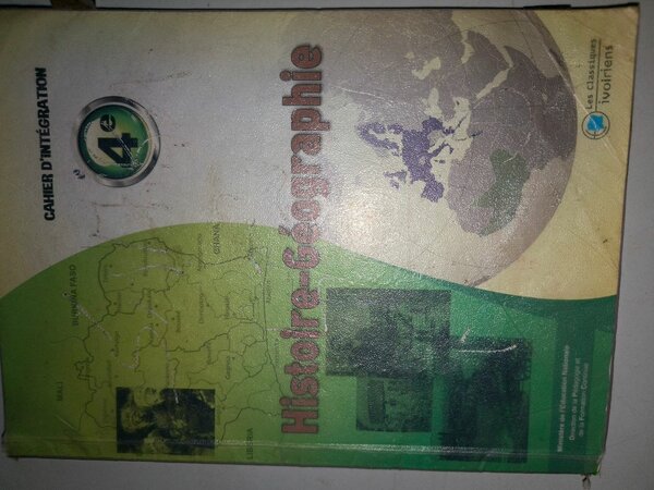 Livre scolaire Histoire-Géographie 4e