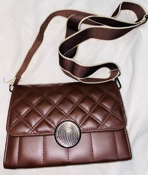 Women's shoulder bag, brown, with diamond-shaped stitching and wide belt